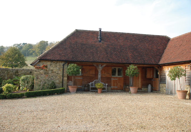 Photo of Pringle Physiotherapy Idyllic Surrey Hills Location with Ample Parking